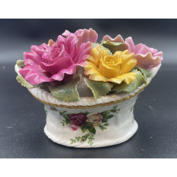 VNTG  1962  ROYAL ALBERT “OLD COUNTRY ROSES”MUSIC BOX  Plays “Blue Danube Waltz” - Picture 2 of 10